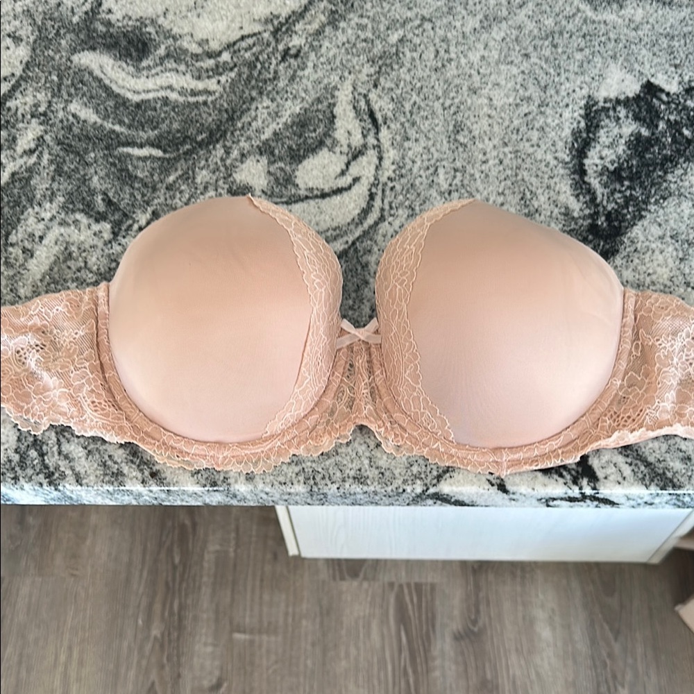 Victoria's Secret Pink Underwire Bra Intimates